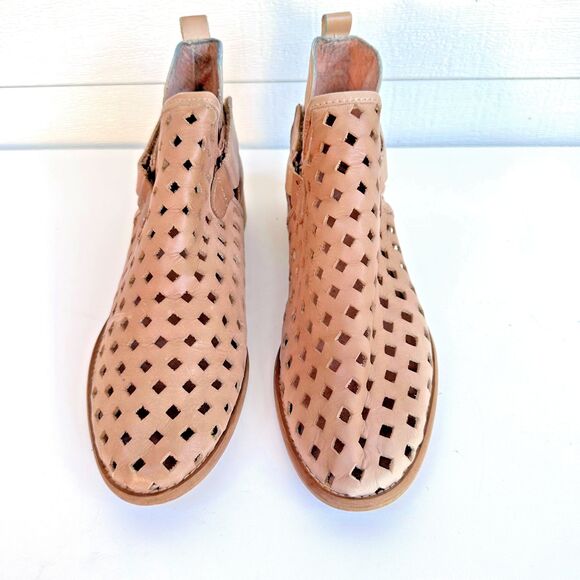 Musse & Cloud Caila Argento Ankle Booties Women's EUR 40/US 9 Perforated Tan - Picture 7 of 12